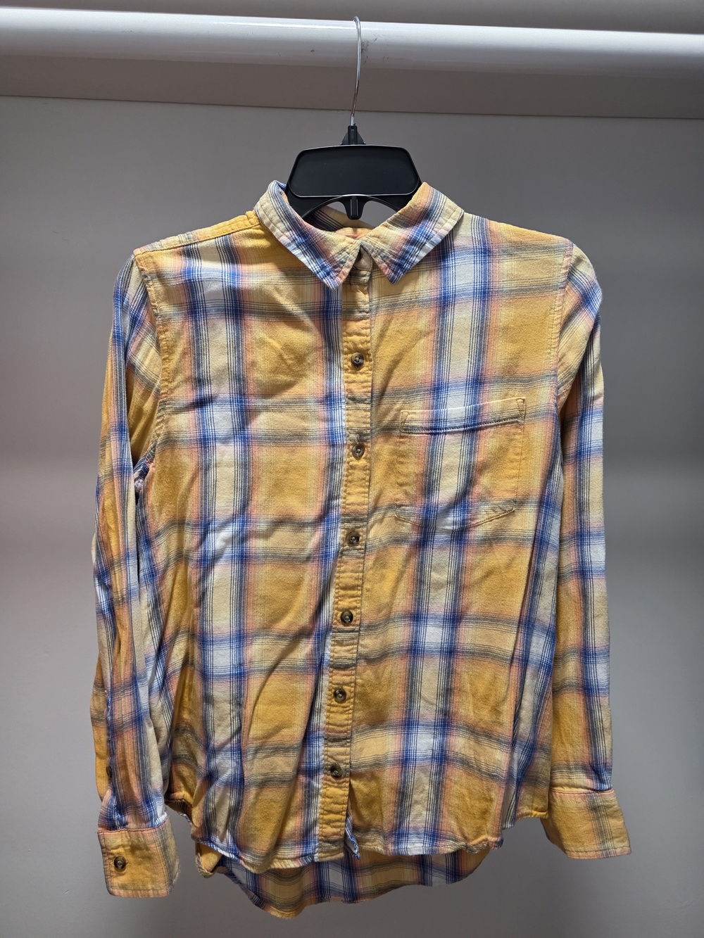 SO Yellow Plaid Women's M Long-Sleeve Button-Down Shirt with Blue Accents